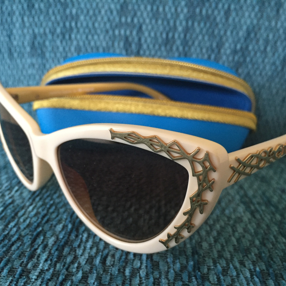 Stylish Nanette Lepore Sunglasses